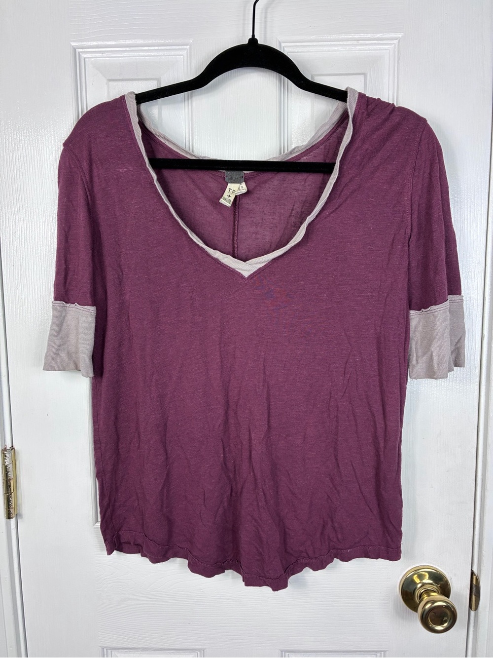 Free People Plum Short Sleeve V-Neck Top with Contrast Trim XS